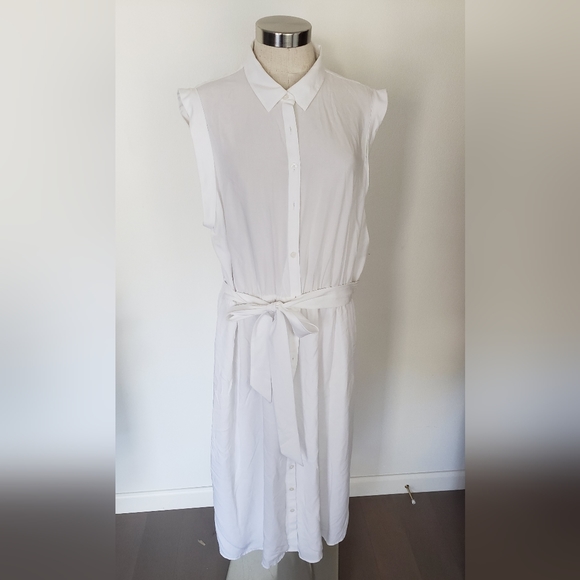 Banana Republic Tencel Shirt Dress - Picture 2 of 6